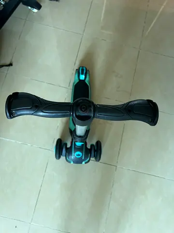 Kids 3-Wheel Scooter - Black with Teal Accents, Good Condition