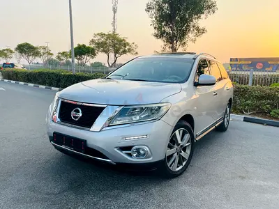 Nissan Pathfinder SV 2015 - GCC Specs - Excellent Condition