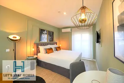 Limited Units I Stay Yearly I Furnished I Kitchen I Free Pool & Gym | Connected by Metro | Free Cle