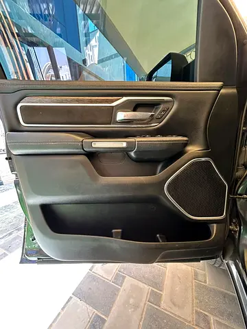 2019 Dodge RAM 1500 — фото 12