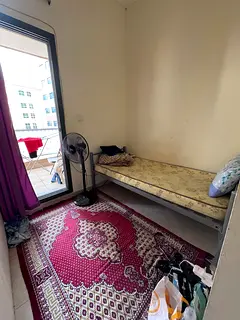 Couple Partition with balcony available for rent near mall of emirates al barsha 1