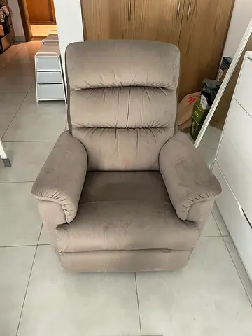 Reclining chair