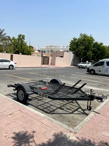 practical trailer perfect for carrying up to 3 motorcycles.