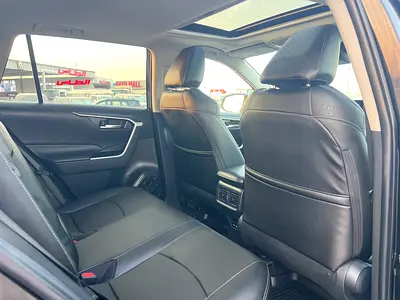صورة 9 لـ 2023 Toyota RAV 4