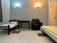 Bed Space Available for Single females Indian,Barmis,Nepal