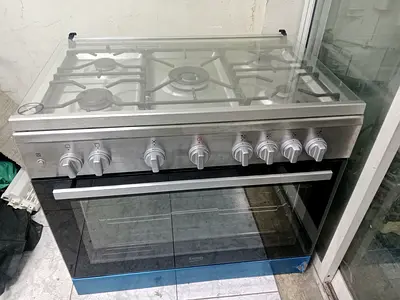 Beko gas stove 90cm oven still brand new