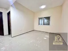 LAVISH 1BHK AVAILABLE READY TO MOVE YEARLY UNFURNISHED FOR FAMILY CHEAP PRICE 27K