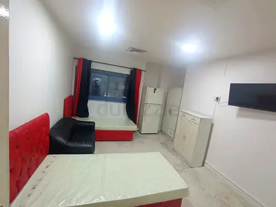 COZY & FULLY FURNISHED LARGE ROOM FOR 3 EXECUTIVE MALE BACHELORS NEAR LOTUS GRAND HOTEL
