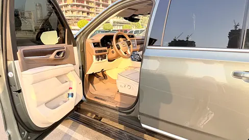 2024 GMC YUKON 照片 12