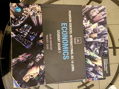 Pearson Edexcel International AS/A Level Economics Student Book 1 - A. Hewison & T. Load