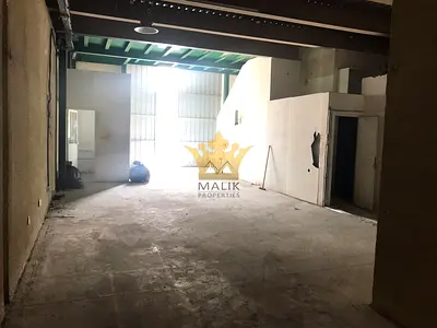 NO TAX- WAREHOUSE with Mezzanine -Prime Location