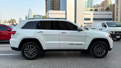 صورة 3 لـ 2020 JEEP GRAND CHEROKEE