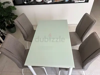 Homecentre dining table with 4 chairs