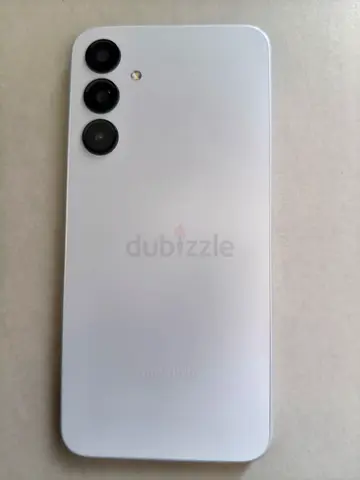 Samsung smartphone -A16 4G  white, triple camera (good condition)