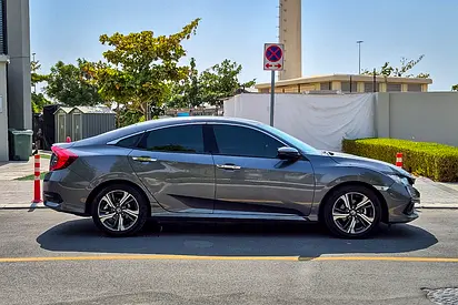 2021 Honda CIVIC — фото 4