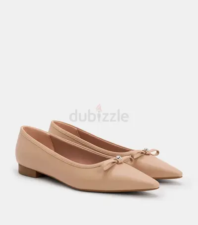 Beige pointed-toe ballet flats with bow — size EU 38