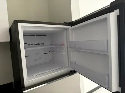 Samsung 388L Compact built-in refrigerator freezer - excellent working condition last price 600