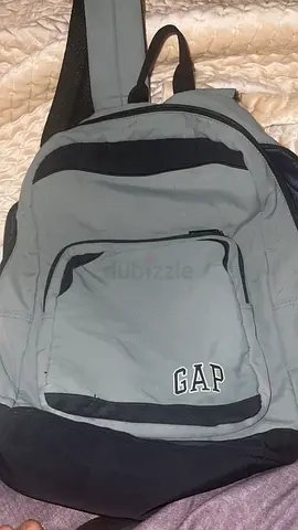 GAP grey backpack, used – good condition