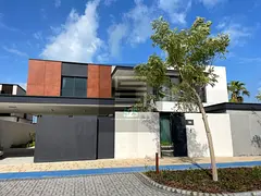CORNER VILLA | ELEGANT LAYOUT | TOP INVESTMENT!