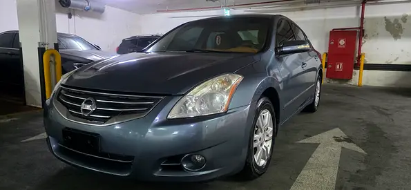 2010 Nissan ALTIMA 照片 1