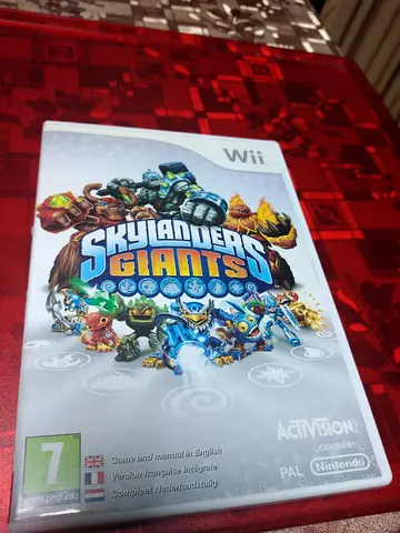 skylanders giant WII game