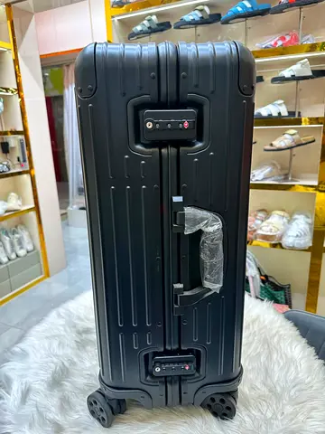 Suitcase 20 kg