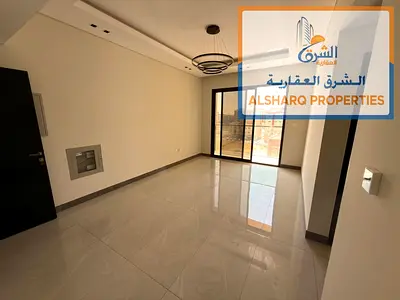تاني ساكن _ارقي التشطيبات_موقع مميز _غرفه ماستر _بلكونه _تكييف مركزي _علي مخرج دبي