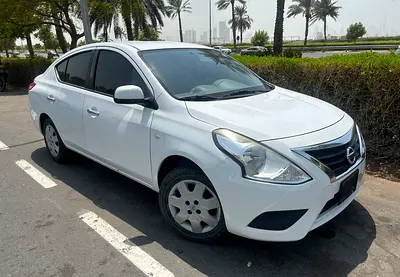 2023 Nissan SUNNY 照片 2