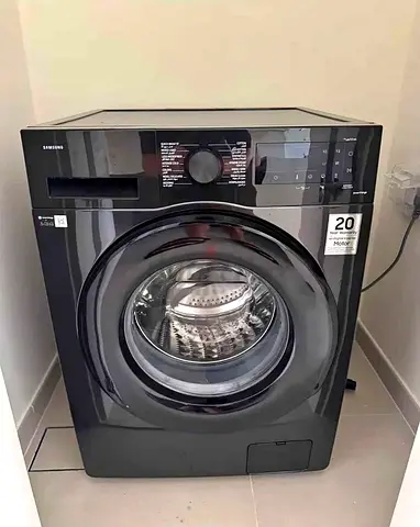 Free delivery Samsung Front Load Washing Machine - Black,9kg (Good Condition)
