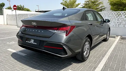 Hyundai Elantra Smart, миниатюра 7