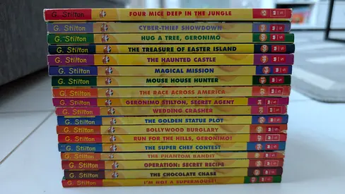 Geronimo Stilton children's book collection - 16 paperback titles  collectors