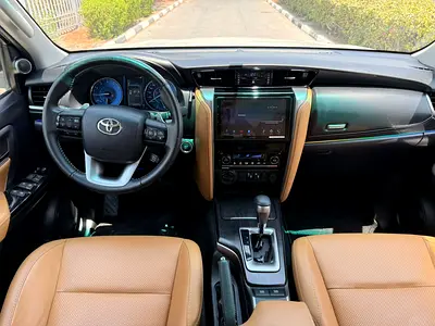 2021 Toyota FORTUNER — фото 14