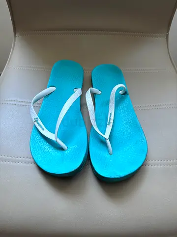 IPANEMA Light blue women's flip-flop sandals, size EU40/US9