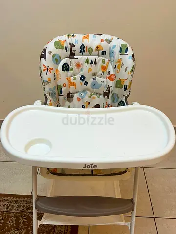 Joie baby high chair with removable tray — good condition