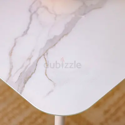 Vitara Dining Set 4+1
Small marble-effect side table with rounded corner