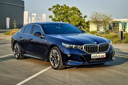 AED 3647/month | 2024 BMW 5-Series 520i M Sport | GCC Specs | Ref#512881