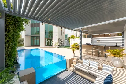 Oversized Corner Plot | Vastu | Ready to Move