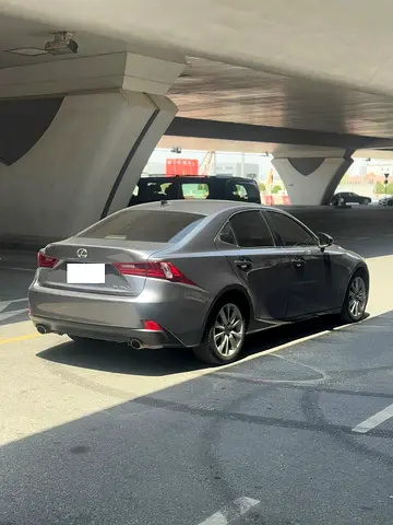 صورة 5 لـ 2014 Lexus IS-SERIES