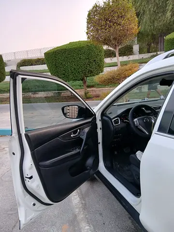 2016 Nissan ROGUE — фото 4