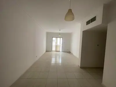 مساحة تليق بالعائلة | 3 غرف + صالة واسعة + مطبخ كبير منفصل + بلكونة