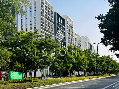 Urban Oasis | Spacious Modern Layout