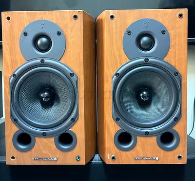 2PC WHARFEDALE Diamond 9.1 SPEAKERS