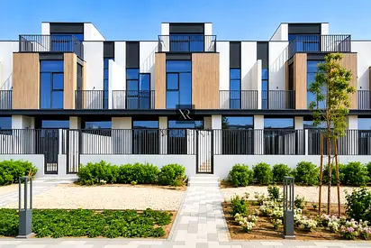 BEST-PRICED TOWNHOUSE | GREEN VIEWS | DIRECT PARK ACCESS