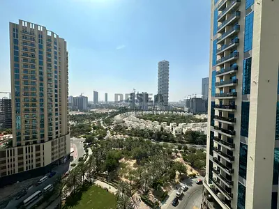 Spacious Layout | City View | Vacant