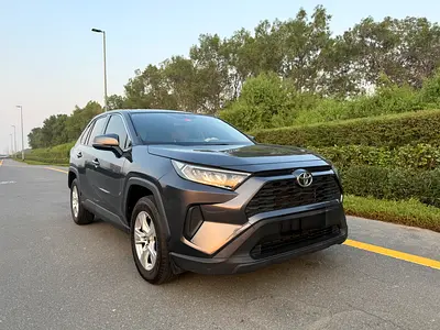 2021 Toyota RAV 4 — фото 2