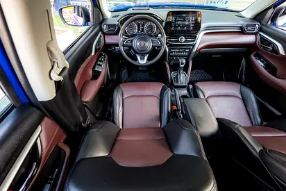 صورة 13 لـ 2025 Toyota URBAN CRUISER