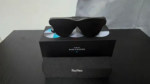Ray Neo Air 4 Pro- Condition- New (only used for unboxing video)