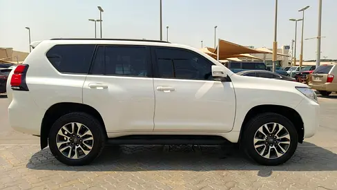 صورة 6 لـ 2022 Toyota PRADO