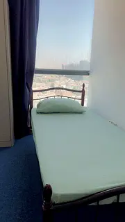 Ladies bed space available in al falah street