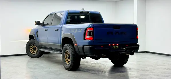 2024 RAM 1500 photo 6